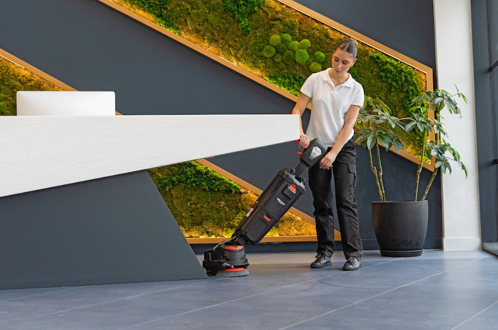 Numatic NuClean Compact 220NX Scrubber Dryer