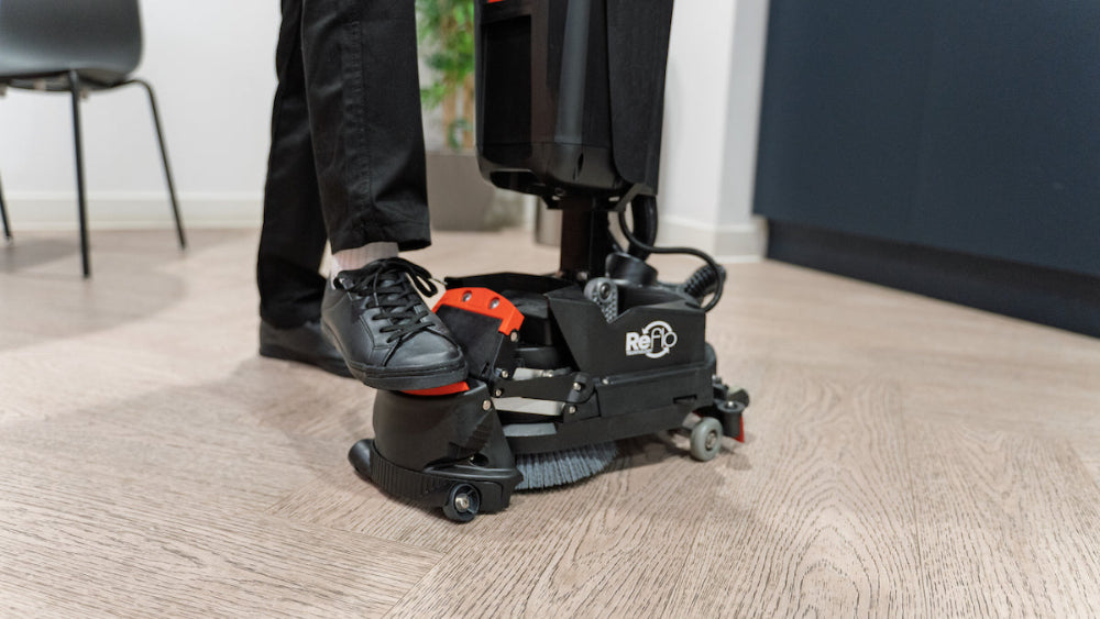 Numatic NuClean Compact 220NX Scrubber Dryer